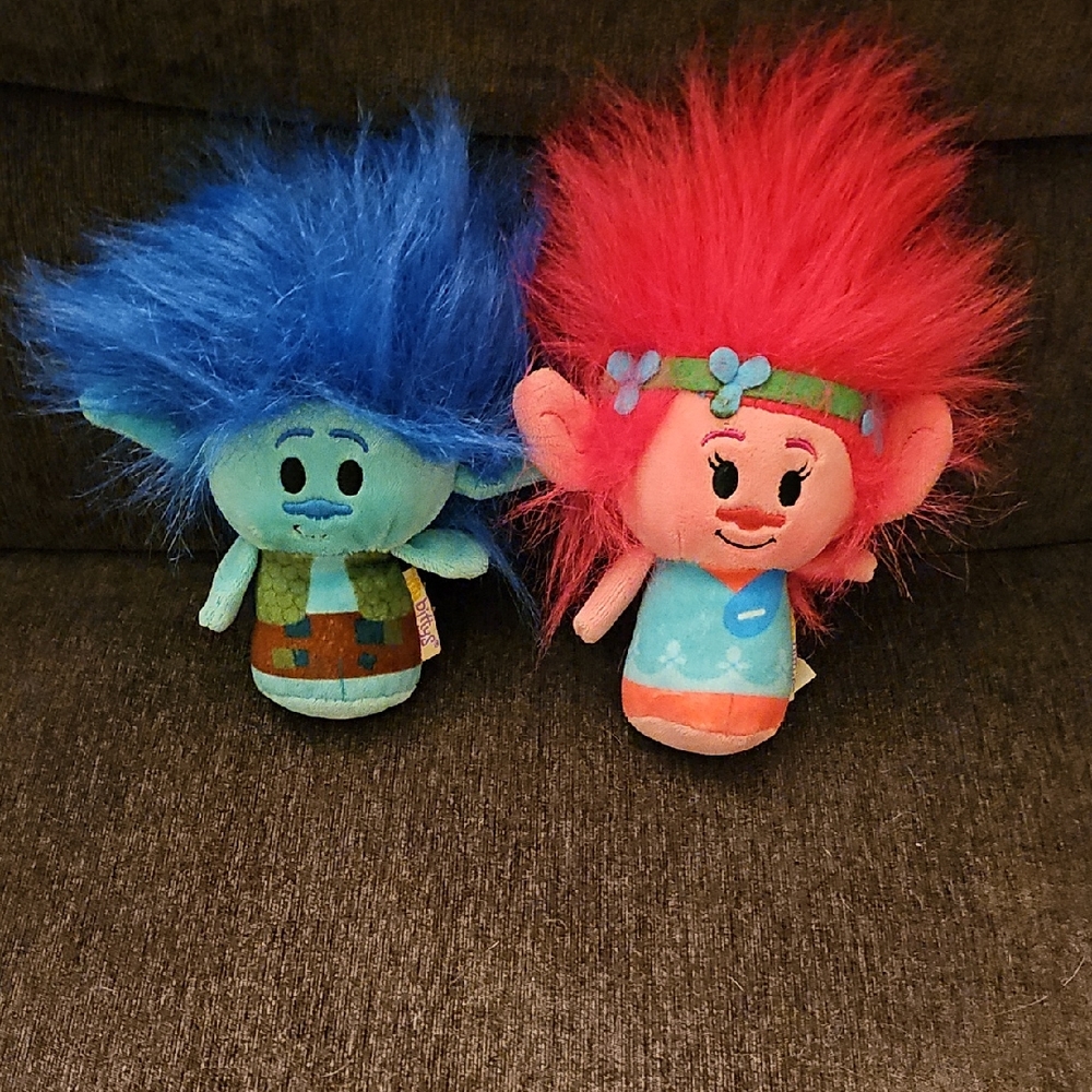 Hallmark Itty Bittys Branch & Poppy - 2016 Limited Edition